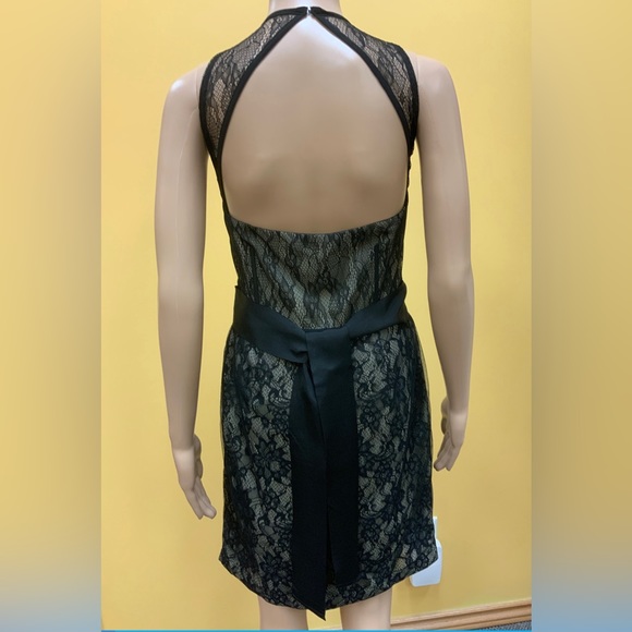 MM Couture - Picture 2 of 2